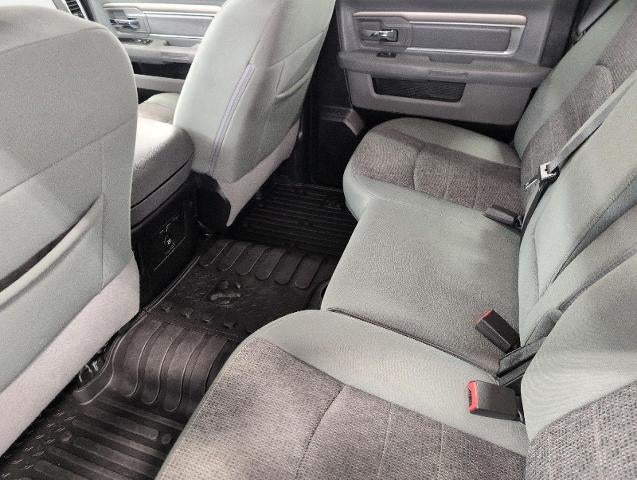 2017 RAM 1500 Big Horn Crew Cab 4x4 5'7" Box