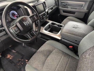 2017 RAM 1500 Big Horn Crew Cab 4x4 5'7" Box
