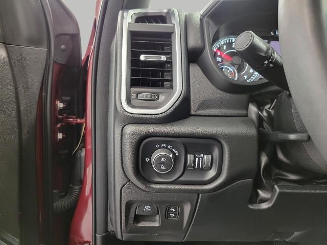 2025 RAM 1500 Big Horn Crew Cab 4x4 5'7" Box