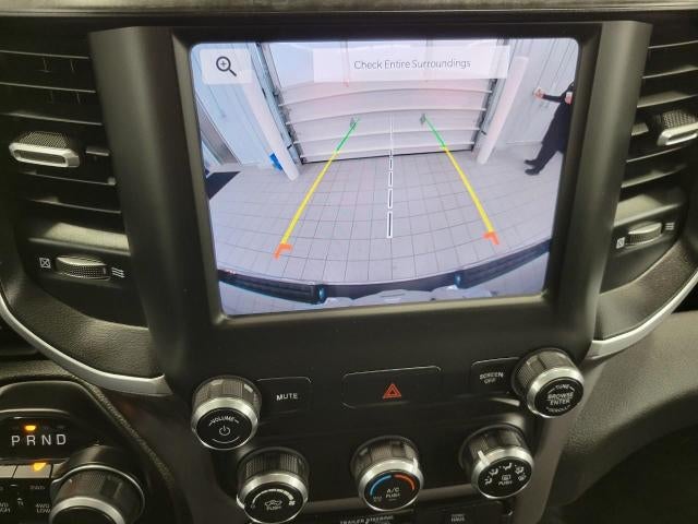 2022 RAM 1500 Big Horn Crew Cab 4x4 5'7" Box