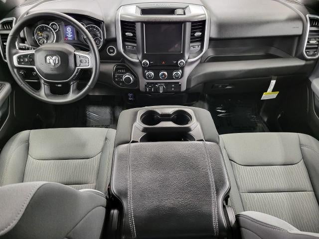 2022 RAM 1500 Big Horn Crew Cab 4x4 5'7" Box