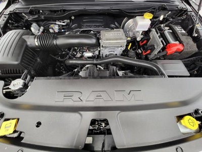 2022 RAM 1500 Big Horn Crew Cab 4x4 5'7" Box