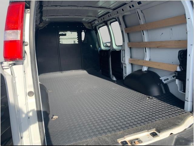 2024 Chevrolet Express Cargo 2500 WT