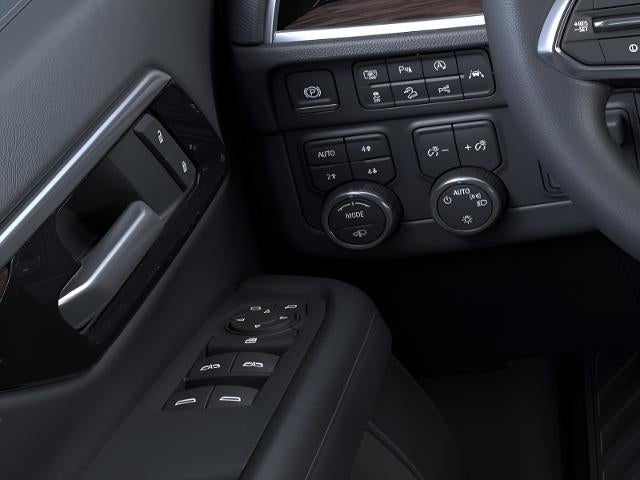 2026 Chevrolet Suburban 4WD 4dr LS