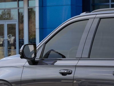 2026 Chevrolet Suburban 4WD 4dr RST