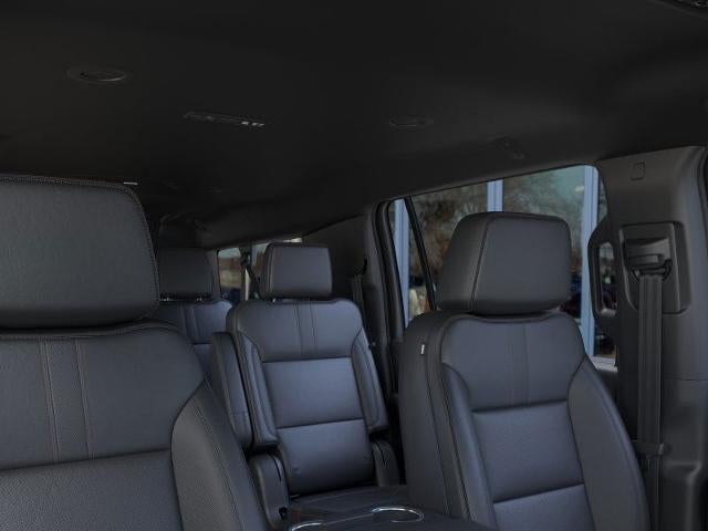 2026 Chevrolet Suburban 4WD 4dr RST