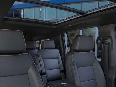 2026 Chevrolet Suburban 4WD 4dr Premier