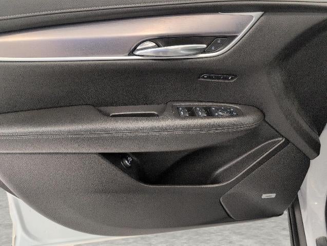 2024 Cadillac XT6 Luxury