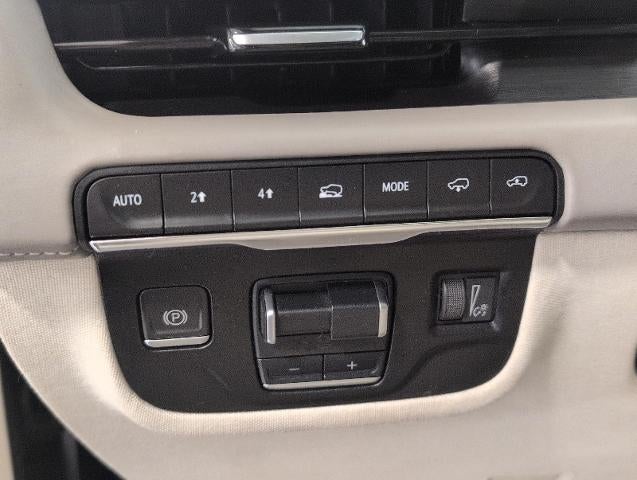 2022 Cadillac Escalade ESV Premium Luxury Platinum
