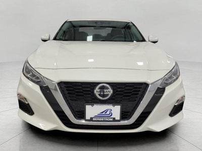 2022 Nissan Altima SV FWD