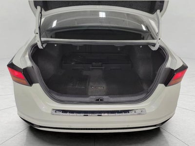 2022 Nissan Altima SV FWD