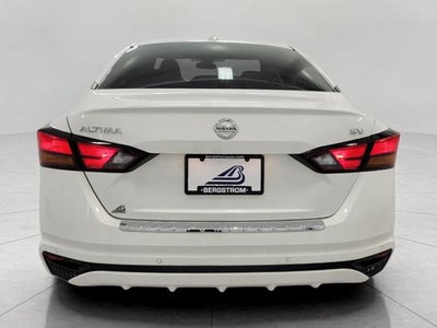 2022 Nissan Altima SV FWD