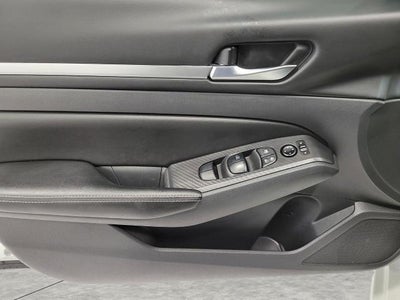 2022 Nissan Altima SV FWD