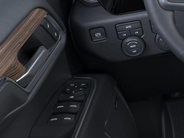 2026 Chevrolet Silverado 1500 4WD Crew Cab 147 RST