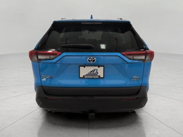 2020 Toyota RAV4 Hybrid XLE