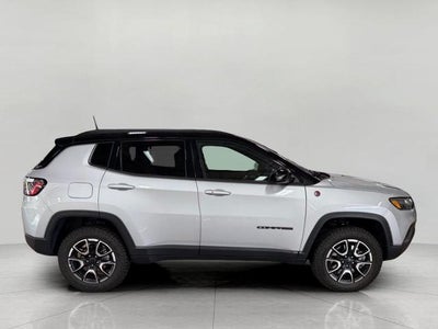 2025 Jeep Compass Trailhawk 4x4