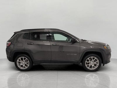 2023 Jeep Compass Latitude Lux FWD