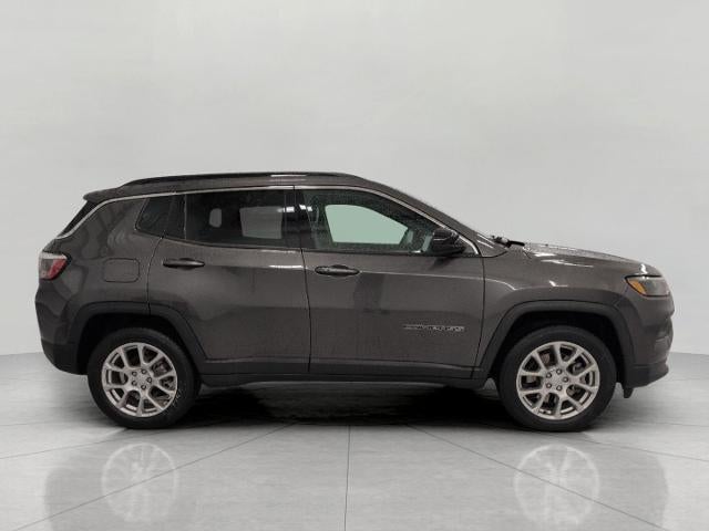 2023 Jeep Compass Latitude Lux FWD