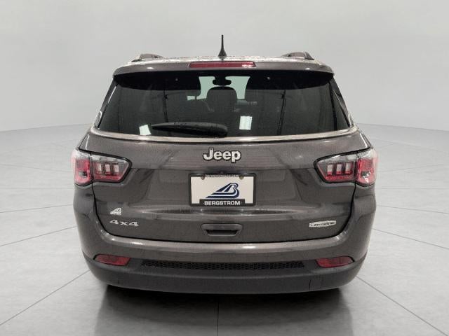 2023 Jeep Compass Latitude Lux FWD