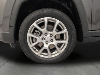 2023 Jeep Compass Latitude Lux FWD