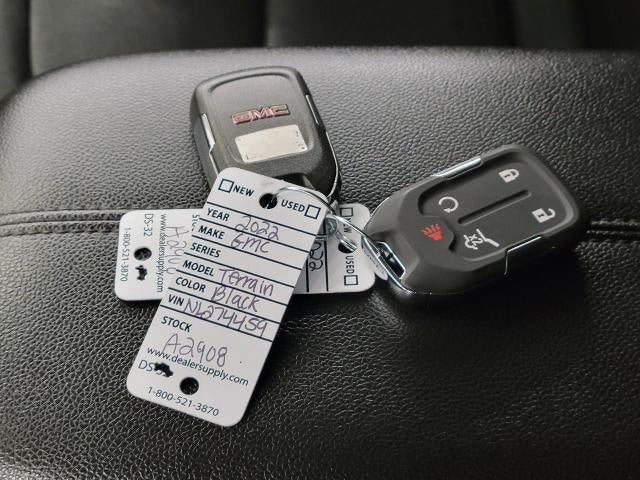 2022 GMC Terrain SLT