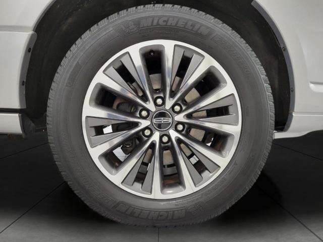 2015 Lincoln Navigator L 4WD 4dr