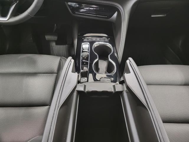 2023 Buick Envision Essence - Photo 17