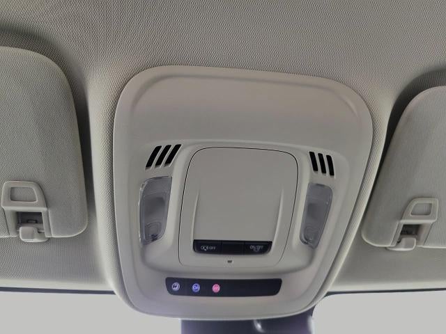 2023 Buick Envision Essence - Photo 18