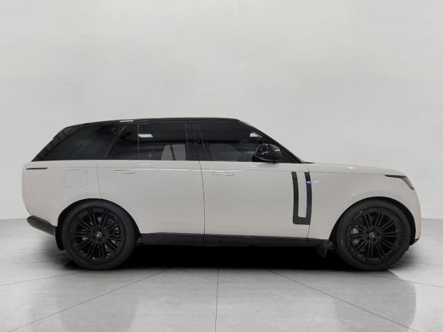 2024 Land Rover Range Rover SE