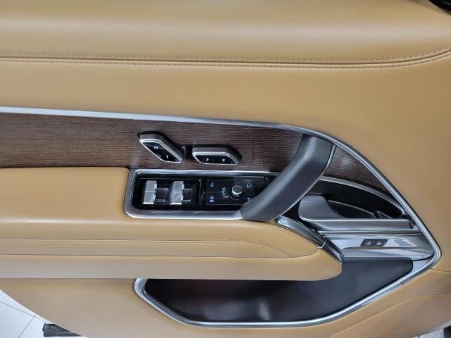 2024 Land Rover Range Rover SE